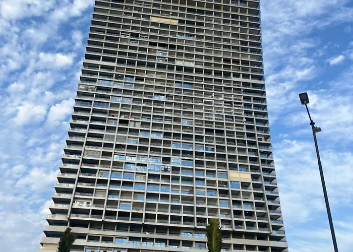شقةباإطلالة بحرية برج داماك Damac AlJawharah Tower
